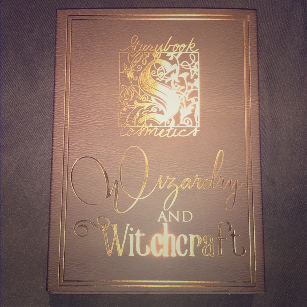 Wizardry and witchcraft eyeshadow palette